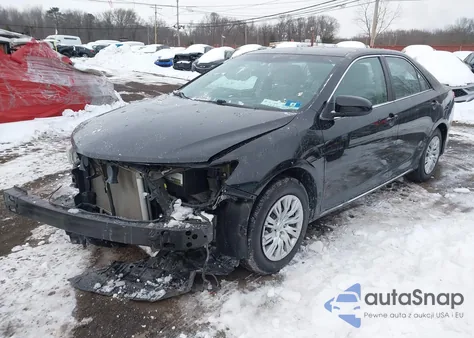 2014 Toyota Camry Le z USA, uszkodzony, nr VIN 4T4BF1FK7ER406865